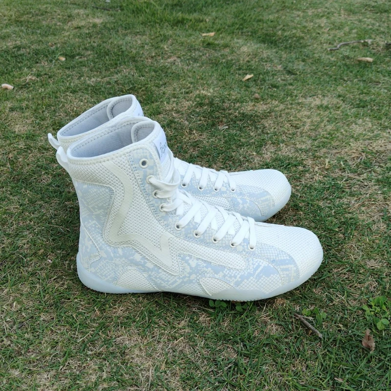 Оригинальные борцовские ботинки 2026 года для мужчин, большие размеры, для соревнований, спорта, тренировок в зале, бокса, дизайнерские
Оригинальные борцовские ботинки 2026 года для мужчин, большие размеры, для соревнований, спорта, тренировок в зале, бокса, дизайнерские