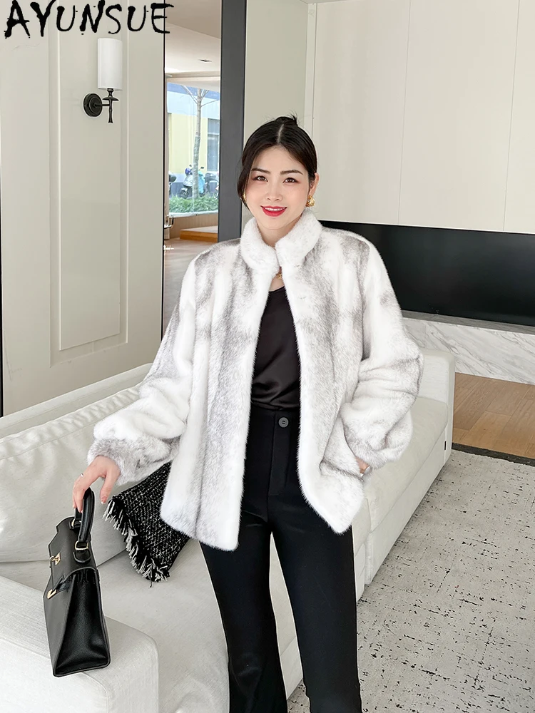 AYUNSUE Куртки из натурального бархата норки Woman 2025 Роскошная зимняя куртка из цельной норки для женской одежды Высокое качество Кофта С Мехом
AYUNSUE Куртки из натурального бархата норки Woman 2025 Роскошная зимняя куртка из цельной норки для женской одежды Высокое качество Кофта С Мехом
