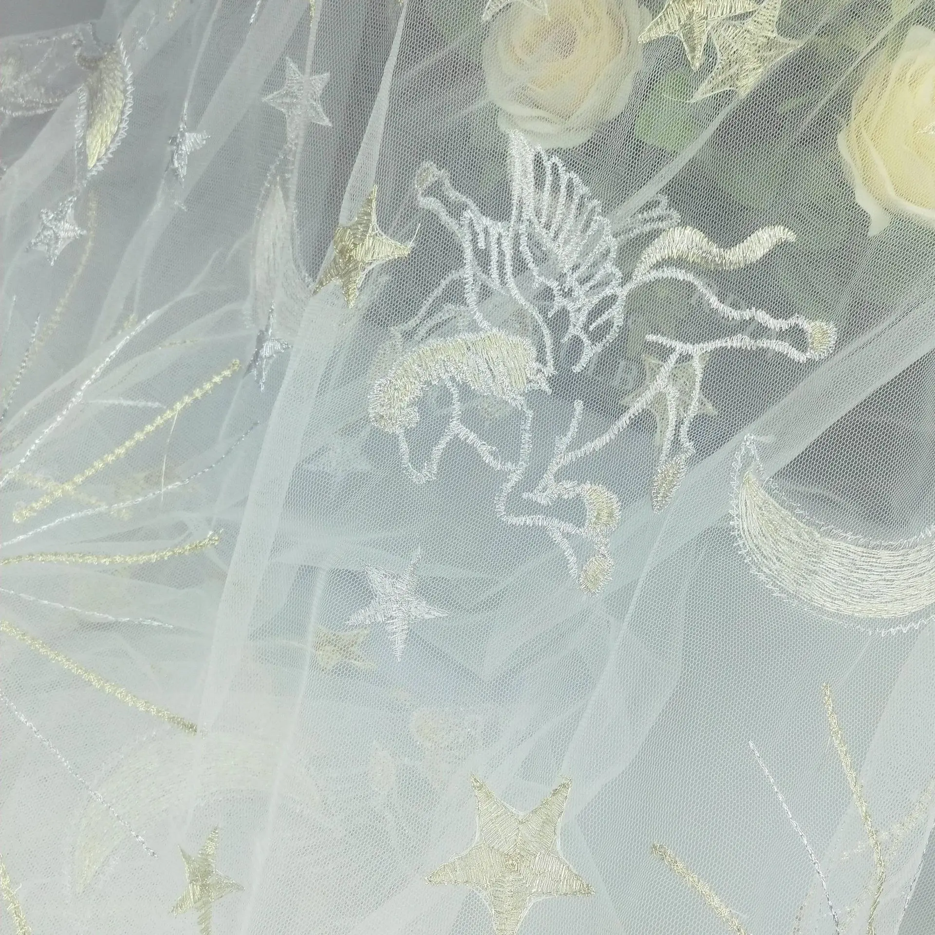 1 Yard 3D Embroidered Pegasus Unicorn Mesh Fabric Gray/Blue 1.5m Wide for Kids Dress Wedding Gown DIY Elegant Vintage
1 Yard 3D Embroidered Pegasus Unicorn Mesh Fabric Gray/Blue 1.5m Wide for Kids Dress Wedding Gown DIY Elegant Vintage