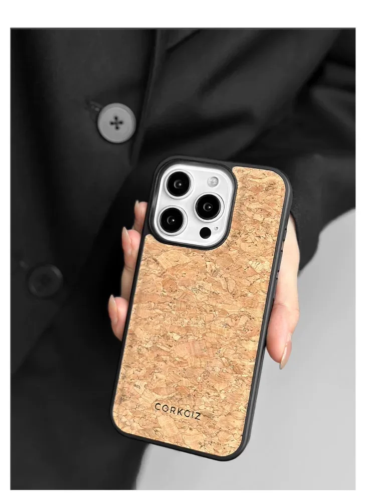 Suitable for iPhone phones. Anti-drop Portuguese cork protective case. Wooden case with fully enclosed soft edges.
Suitable for iPhone phones. Anti-drop Portuguese cork protective case. Wooden case with fully enclosed soft edges.