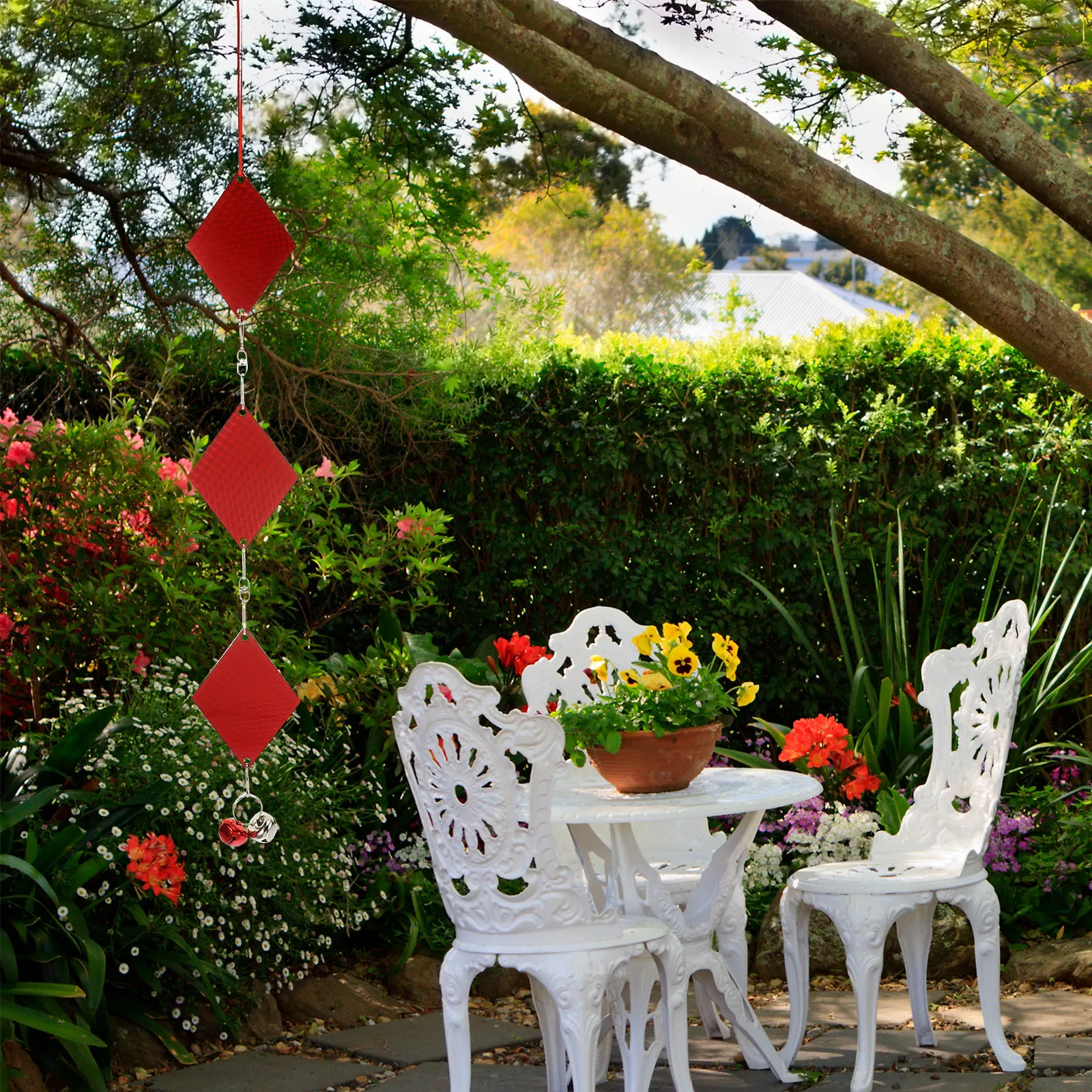 Reflective Plate Bird Deterrents Pendant Rhombus Iron Durable Hanging Bell Decoration for Outdoor Indoor Garden 
Reflective Plate Bird Deterrents Pendant Rhombus Iron Durable Hanging Bell Decoration for Outdoor Indoor Garden