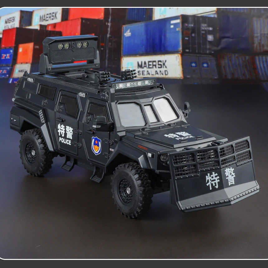 Большой 1:24 Торни Дракон, бронеавтомобиль, игрушечный сплав, взрывозащищенный специальный полицейский автомобиль, автомобиль для мальчиков, внедорожная детская игрушка
Большой 1:24 Торни Дракон, бронеавтомобиль, игрушечный сплав, взрывозащищенный специальный полицейский автомобиль, автомобиль для мальчиков, внедорожная детская игрушка