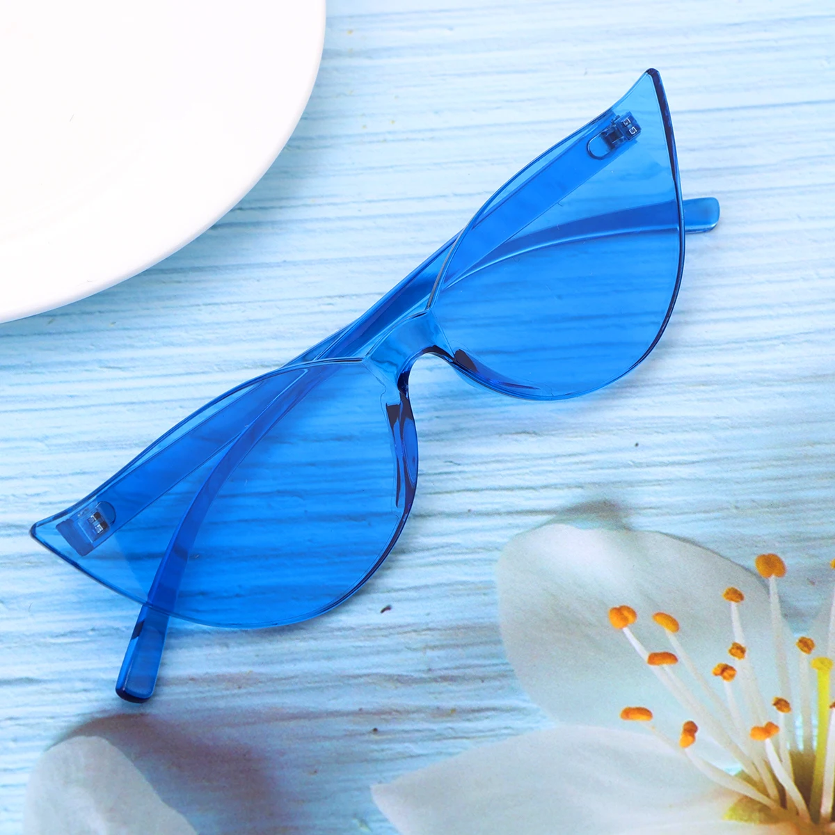 Cat Eye Sunglasses Fashion Lightweight Durable Beach Eyewear Stylish Design Gift Idea Outdoor Activities Novelty
Cat Eye Sunglasses Fashion Lightweight Durable Beach Eyewear Stylish Design Gift Idea Outdoor Activities Novelty