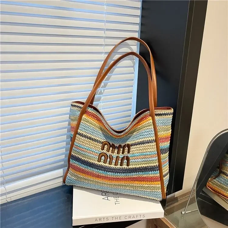 2026 New Woven Color Plaid Women's Bag Large-capacity Tote Bag Versatile Shoulder Bag College Students Class Commuting Bag
2026 New Woven Color Plaid Women's Bag Large-capacity Tote Bag Versatile Shoulder Bag College Students Class Commuting Bag