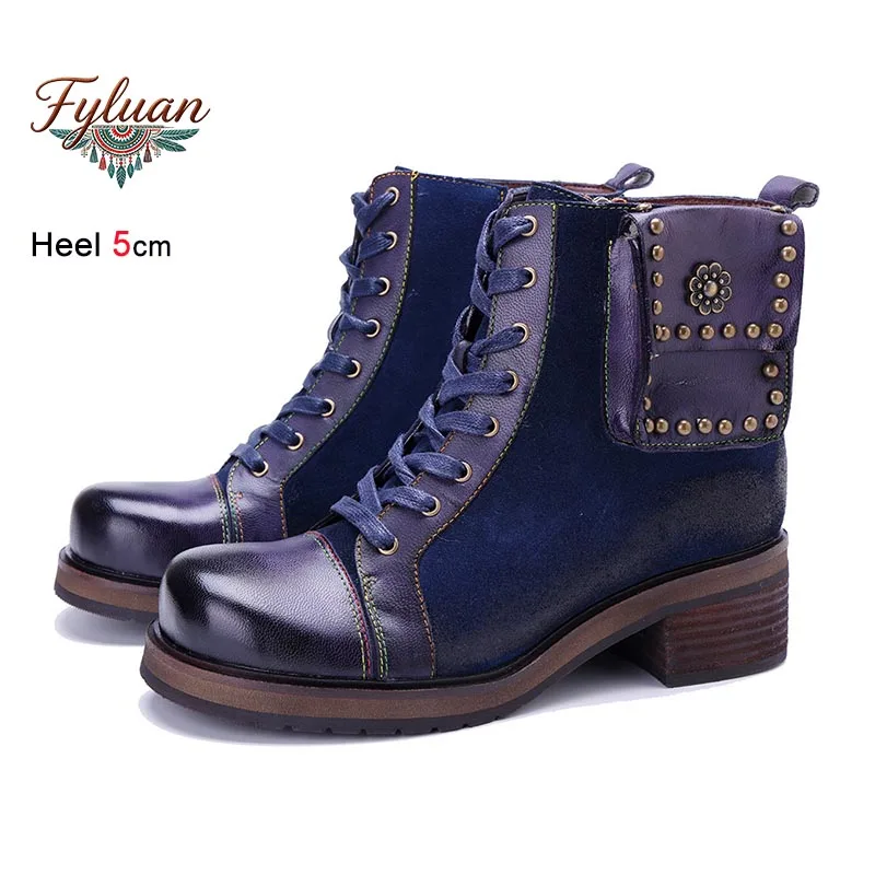 Coarse Heel Casual Casual Boots Women Dark Blue Leather Shoes Splicing Rivet Lace Up Side Zipper British Style Lady Short Boots
Coarse Heel Casual Casual Boots Women Dark Blue Leather Shoes Splicing Rivet Lace Up Side Zipper British Style Lady Short Boots