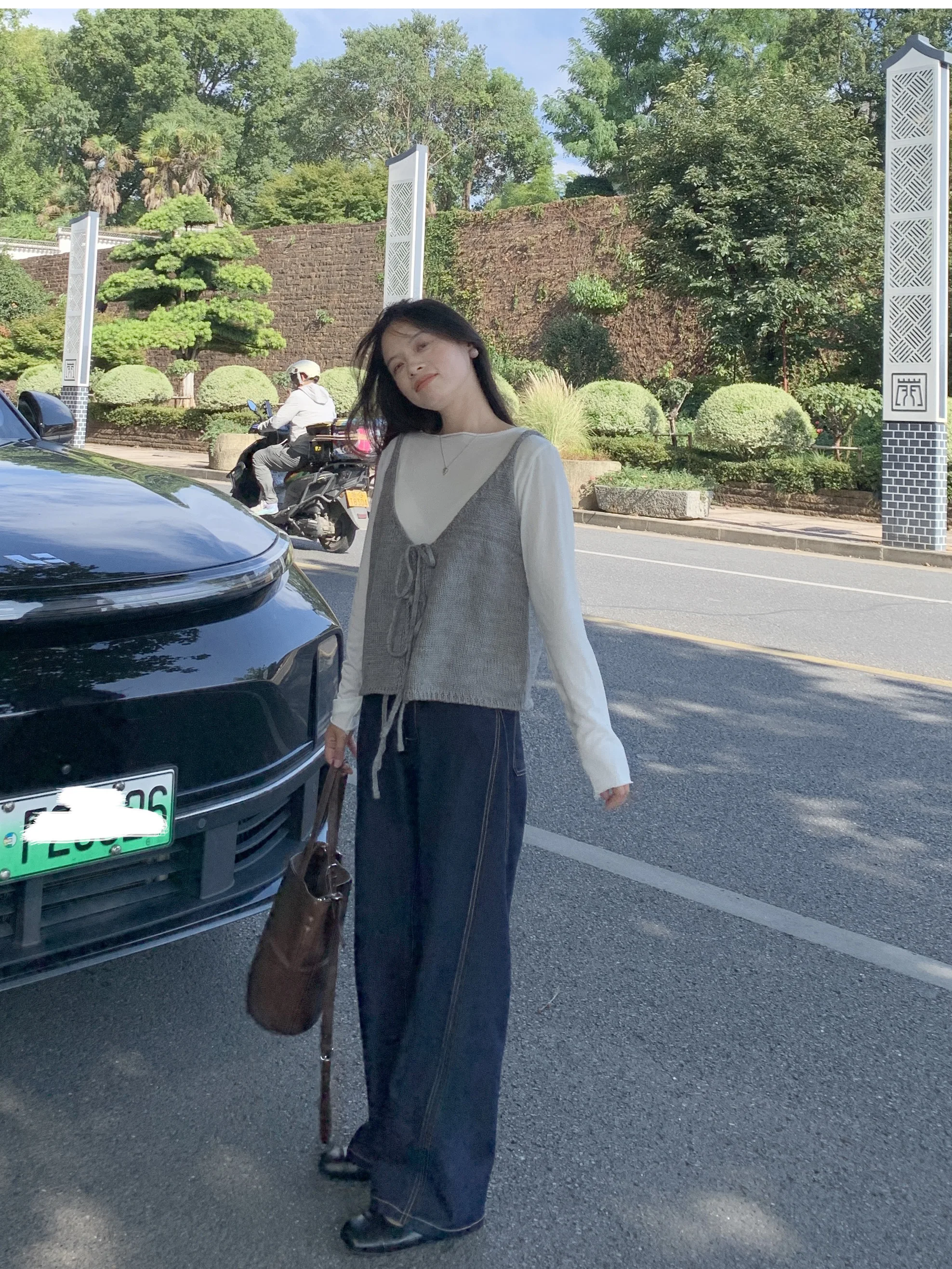 Вязаный жилет PERRY малого размера с бантом, короткий, с V-образным вырезом, однотонный, 100% нейлоновое волокно
Вязаный жилет PERRY малого размера с бантом, короткий, с V-образным вырезом, однотонный, 100% нейлоновое волокно