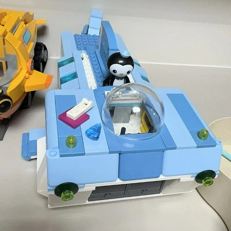 Octonauts Legitimate Creative Ideas Octopus Building Blocks Octopod Gup Submarine Boat Oct-Pod with GUP-C GUP-D GUP-K Brick set
Octonauts Legitimate Creative Ideas Octopus Building Blocks Octopod Gup Submarine Boat Oct-Pod with GUP-C GUP-D GUP-K Brick set