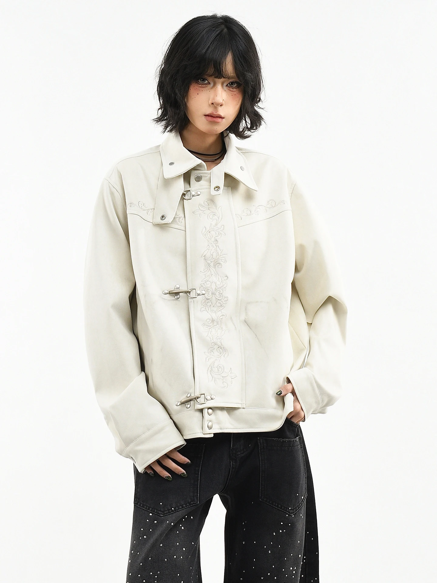 Оригинальная американская ретро-куртка OV с вышитым воротником, свободного кроя, для мужчин и женщин, весенняя модная верхняя одежда
Оригинальная американская ретро-куртка OV с вышитым воротником, свободного кроя, для мужчин и женщин, весенняя модная верхняя одежда