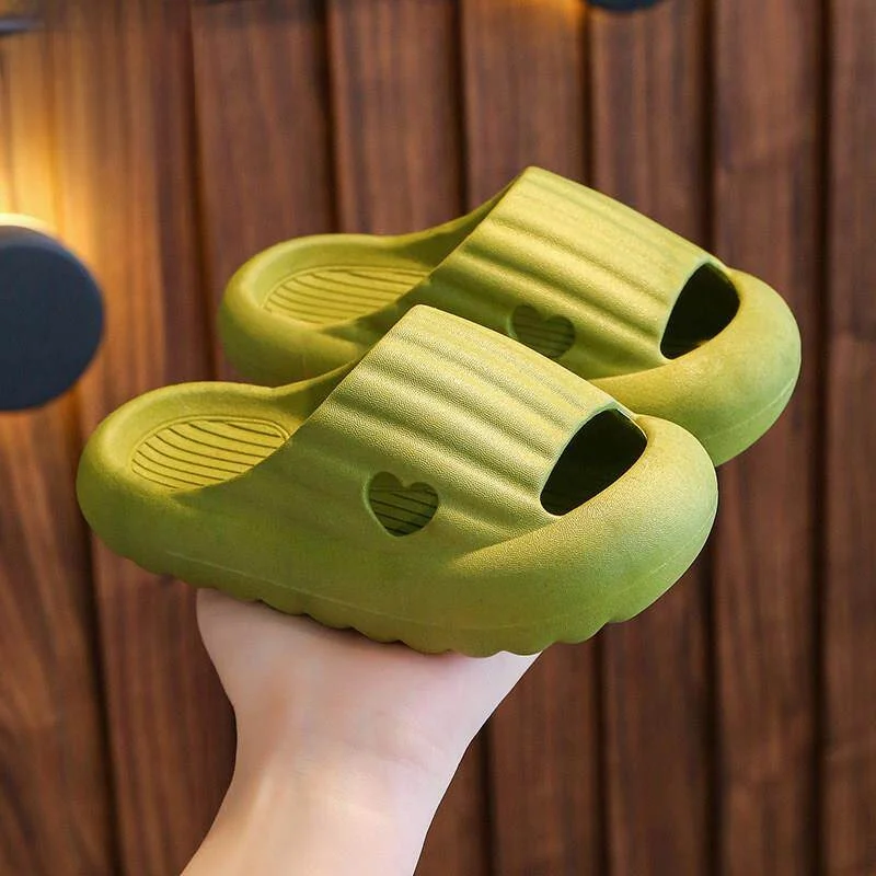 Anti-Slip Slippers Unisex Parent-Child Style Summer Home Shoes Comfortable Rubber Sole Easy to Wear And off Women's Model
Anti-Slip Slippers Unisex Parent-Child Style Summer Home Shoes Comfortable Rubber Sole Easy to Wear And off Women's Model