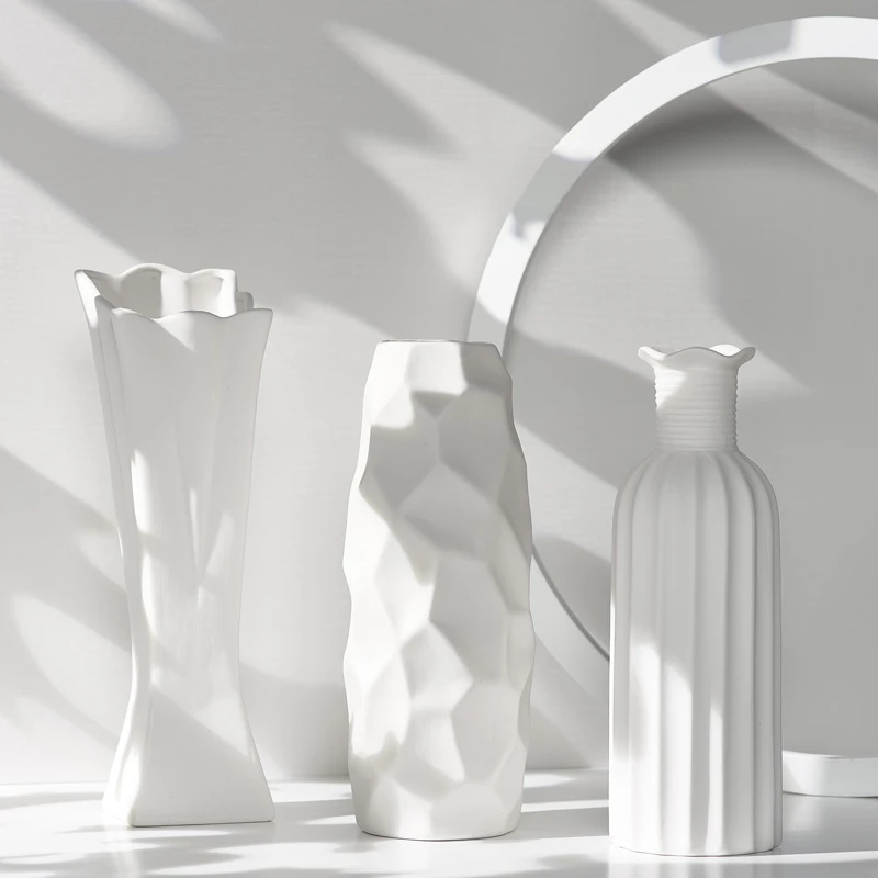 White Art Ceramic Flower Vase decoration home decor accessories for living room Nordic Classic Dining Room Porcelain tall Vases
White Art Ceramic Flower Vase decoration home decor accessories for living room Nordic Classic Dining Room Porcelain tall Vases