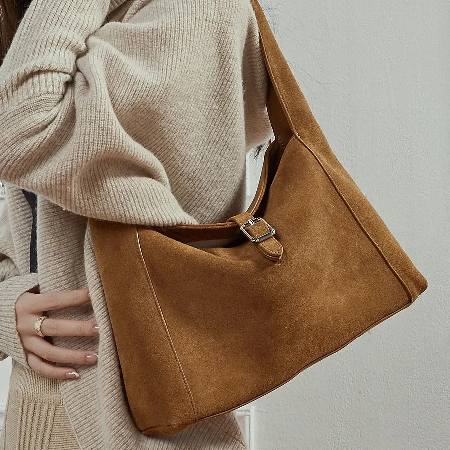 Handheld Genuine Leather Luxury Bucket Bag for Women, New Vintage Style Suede Underarm Tote Bag
Handheld Genuine Leather Luxury Bucket Bag for Women, New Vintage Style Suede Underarm Tote Bag