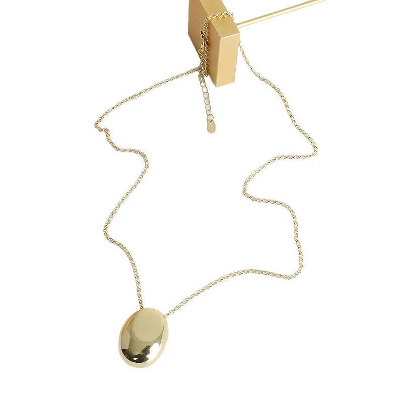 Gold and silver oval pendant necklace simple fashion neutral wind sweater chain long women
Gold and silver oval pendant necklace simple fashion neutral wind sweater chain long women