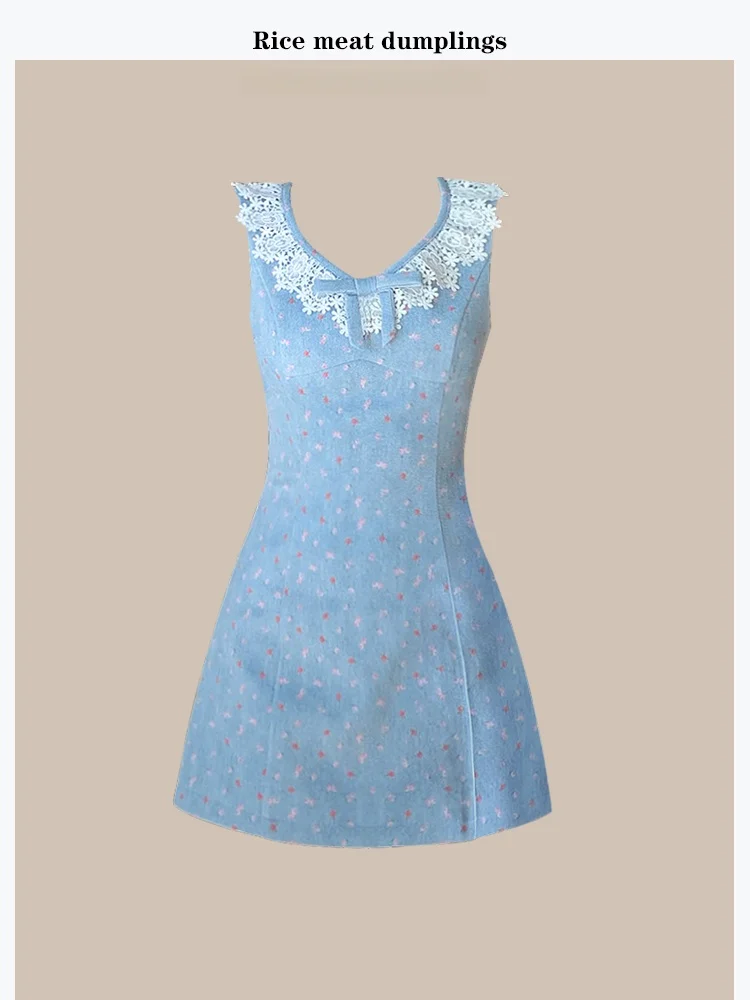 Summer Floral Waist-Cinching Denim Vest Dress Girls Cotton Polyester Fiber No Stretch A-Line Skirt V-Neck Zipper Style
Summer Floral Waist-Cinching Denim Vest Dress Girls Cotton Polyester Fiber No Stretch A-Line Skirt V-Neck Zipper Style