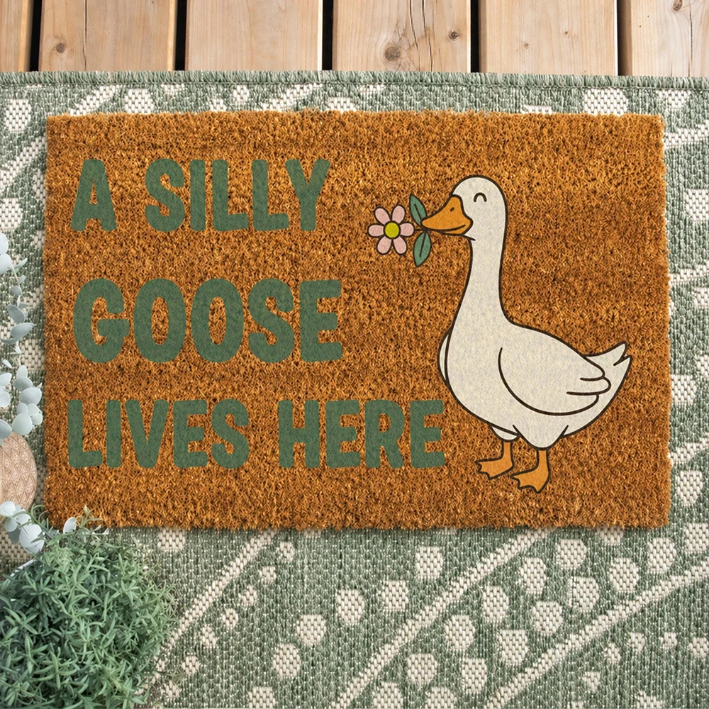 Custom A Silly Goose Lives Here Doormat Personalized Coir Mat with Goose Design for Front Door Decor Housewarming Gift
Custom A Silly Goose Lives Here Doormat Personalized Coir Mat with Goose Design for Front Door Decor Housewarming Gift