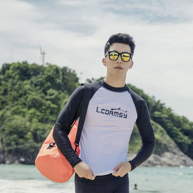 Quick dry Surfing Suit Rash guards Long-sleeved Split Snorkeling Wetsuits Sun-proof Beach Swimwear
Quick dry Surfing Suit Rash guards Long-sleeved Split Snorkeling Wetsuits Sun-proof Beach Swimwear