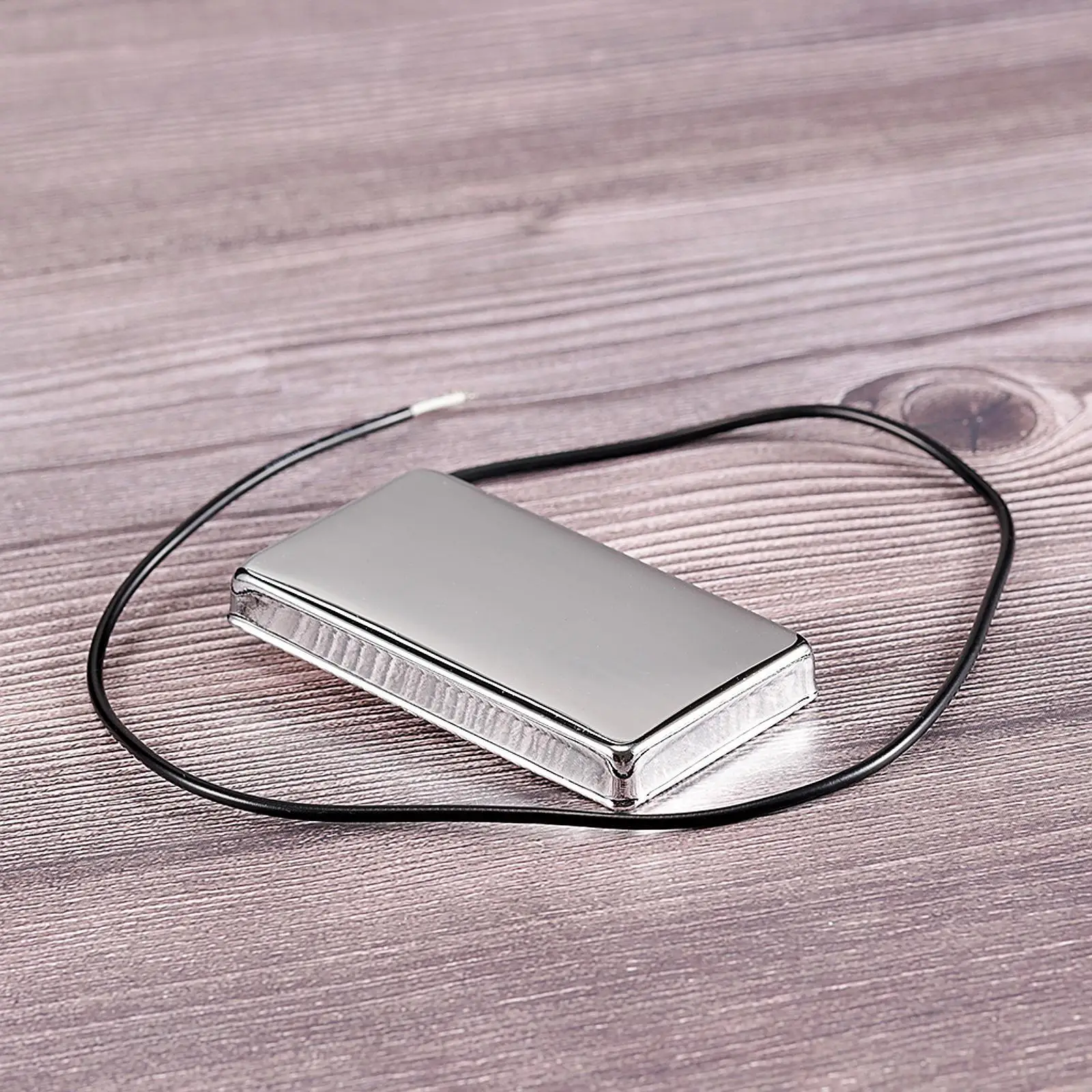 Guitar Pickup Box Guitar Parts Professional Spare Parts Replacement Humbucker Pickup Cover Musical Instrument Part Closed Shell
Guitar Pickup Box Guitar Parts Professional Spare Parts Replacement Humbucker Pickup Cover Musical Instrument Part Closed Shell