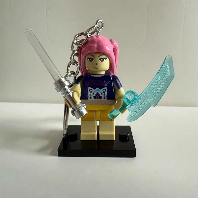 Рождественский подарок KPop Demon Hunters Rumi брелок, строительные блоки, аниме-фигурка, игрушка для фанатов, модель головоломки «сделай сам» для детей-подростков
Рождественский подарок KPop Demon Hunters Rumi брелок, строительные блоки, аниме-фигурка, игрушка для фанатов, модель головоломки «сделай сам» для детей-подростков