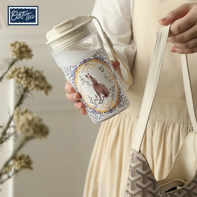 Кружка для напитков London Pottery 500 мл, пластиковая чашка из тритана, стильная кружка для спортзала, для детей, с трубочкой.
Кружка для напитков London Pottery 500 мл, пластиковая чашка из тритана, стильная кружка для спортзала, для детей, с трубочкой.