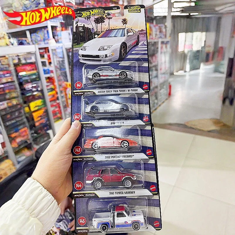 Модель автомобиля Hot Wheels Boulevard 29, литой под давлением сплав с железной резиновой шиной, масштаб 1/64, коллекционная игрушка для BMW Toyota
Модель автомобиля Hot Wheels Boulevard 29, литой под давлением сплав с железной резиновой шиной, масштаб 1/64, коллекционная игрушка для BMW Toyota