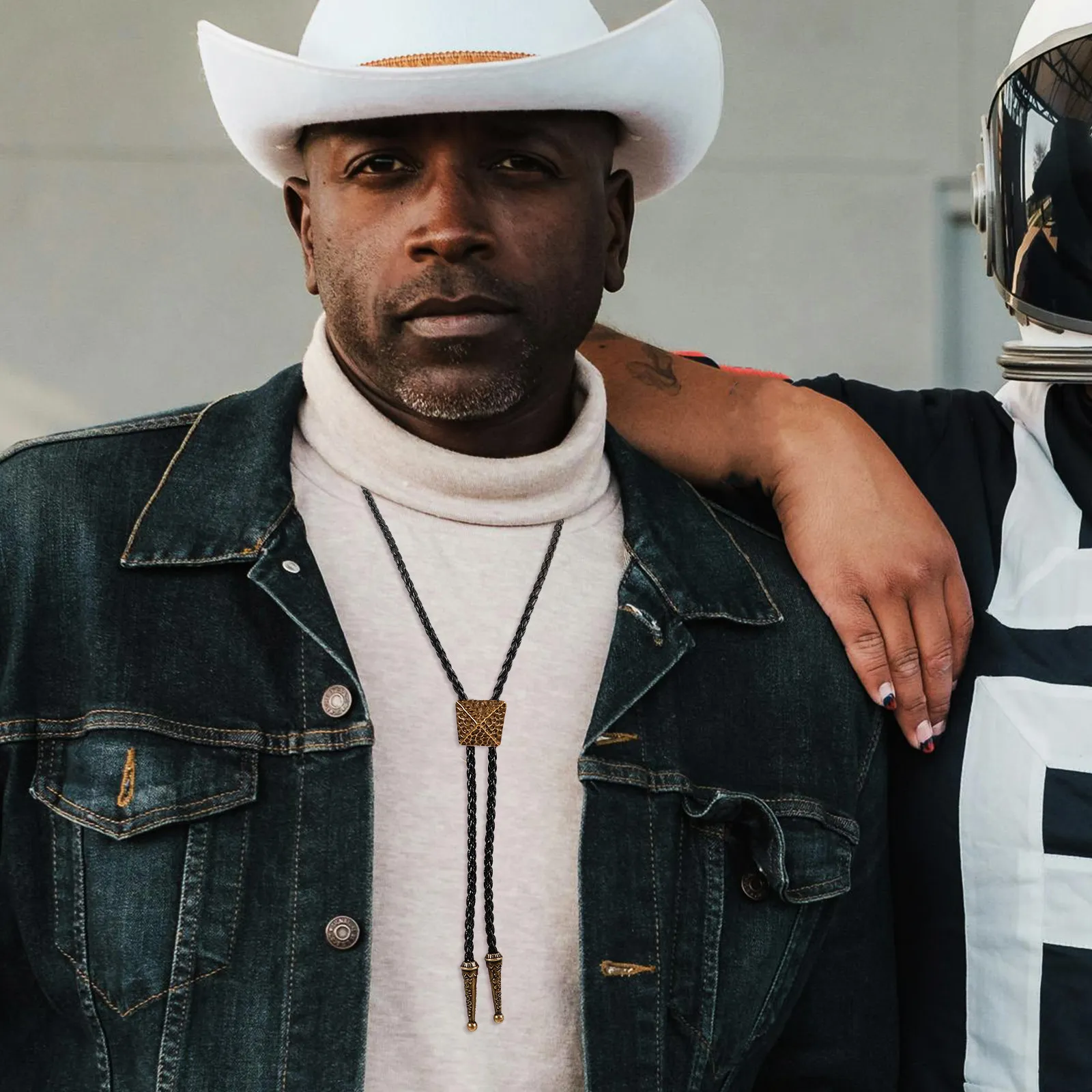 Регулируемая цепочка-боло для рубашки с винтажным кулоном в виде орла, металлическая декоративная цепочка на шею в стиле вестерн, аксессуар для вечеринок
Регулируемая цепочка-боло для рубашки с винтажным кулоном в виде орла, металлическая декоративная цепочка на шею в стиле вестерн, аксессуар для вечеринок