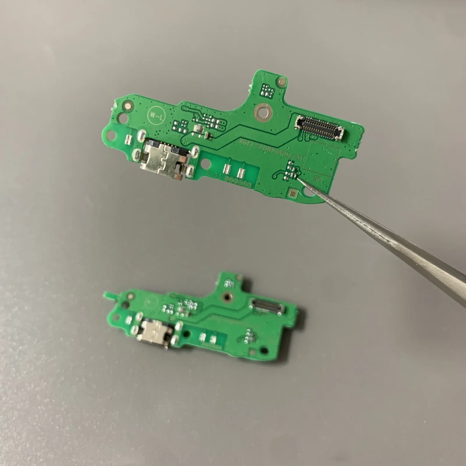 USB Charging Port Board For Infinix Smart HD 2021 Charger Dock Connector Flex Cable X612/X612B USB Charging Board
USB Charging Port Board For Infinix Smart HD 2021 Charger Dock Connector Flex Cable X612/X612B USB Charging Board