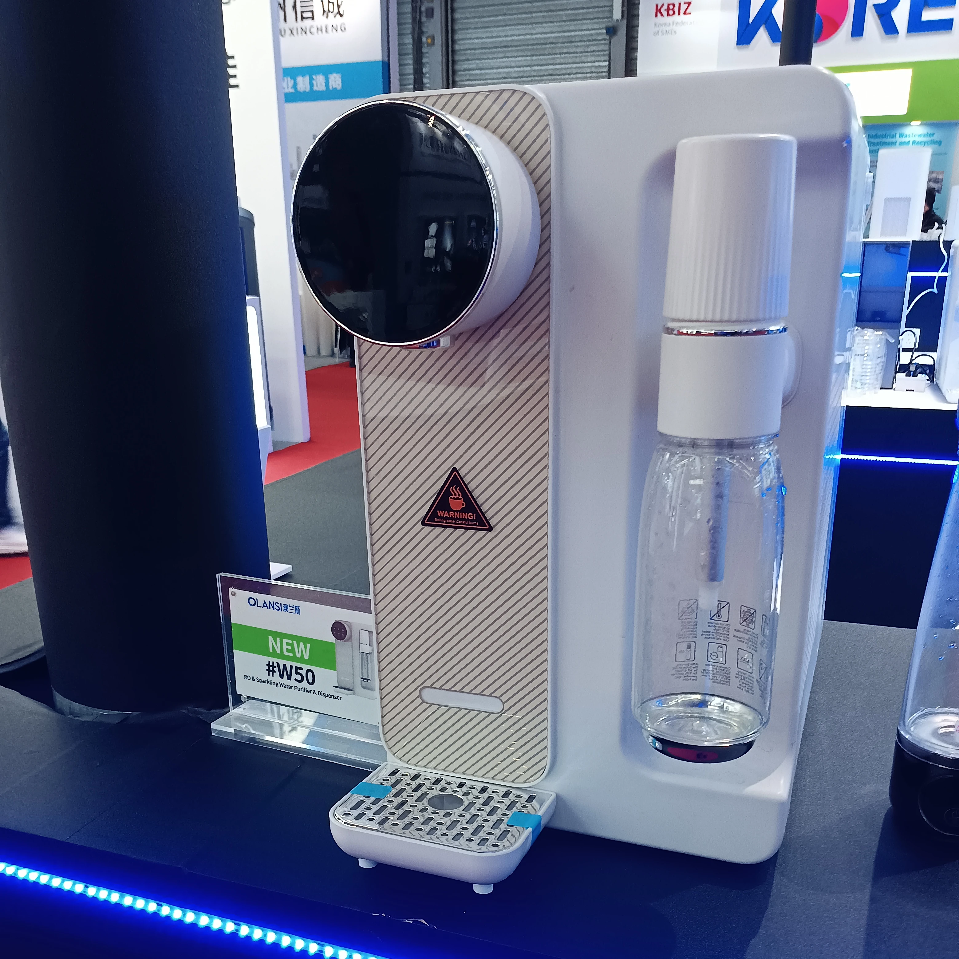 Olansi Customization Carbonated Soda Sparkling Water Maker Machine Household
Olansi Customization Carbonated Soda Sparkling Water Maker Machine Household