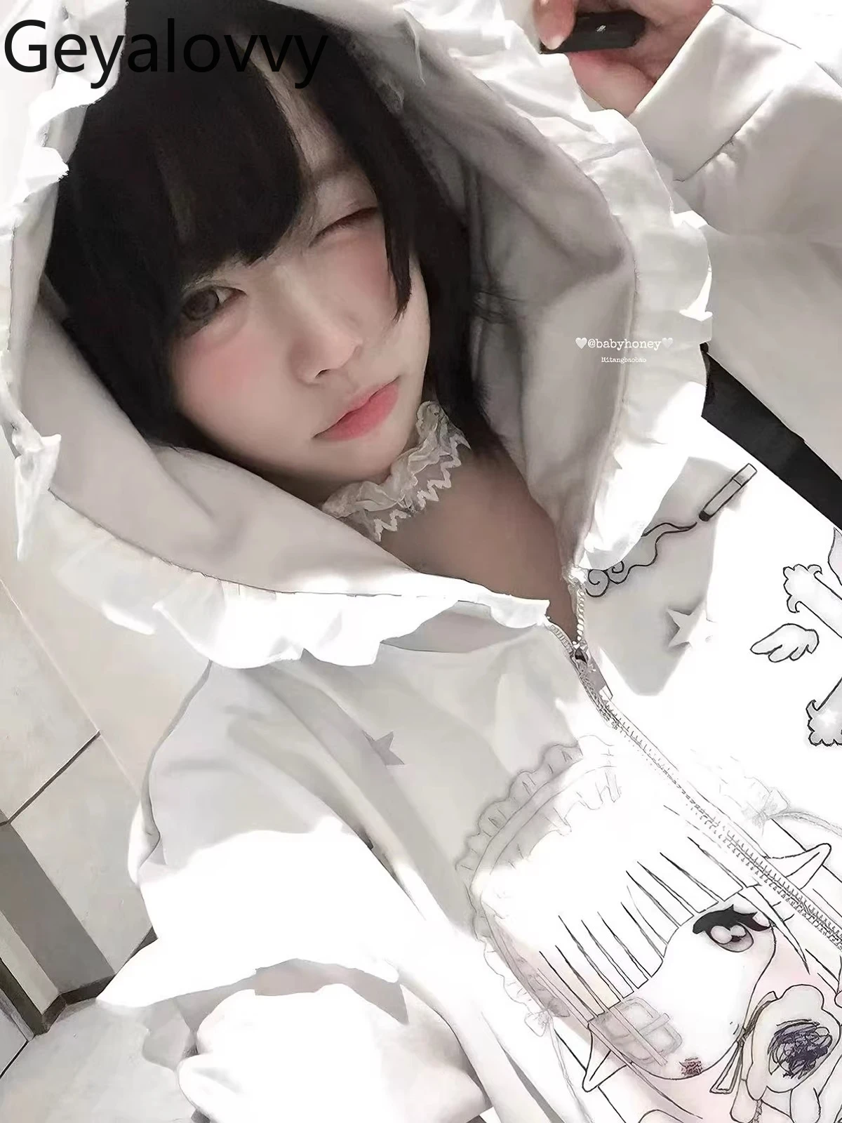 Оригинальная японская милая милая толстовка с медвежьими ушками для девочек, новинка 2026, универсальная толстовка с капюшоном и принтом на молнии с длинными рукавами
Оригинальная японская милая милая толстовка с медвежьими ушками для девочек, новинка 2026, универсальная толстовка с капюшоном и принтом на молнии с длинными рукавами