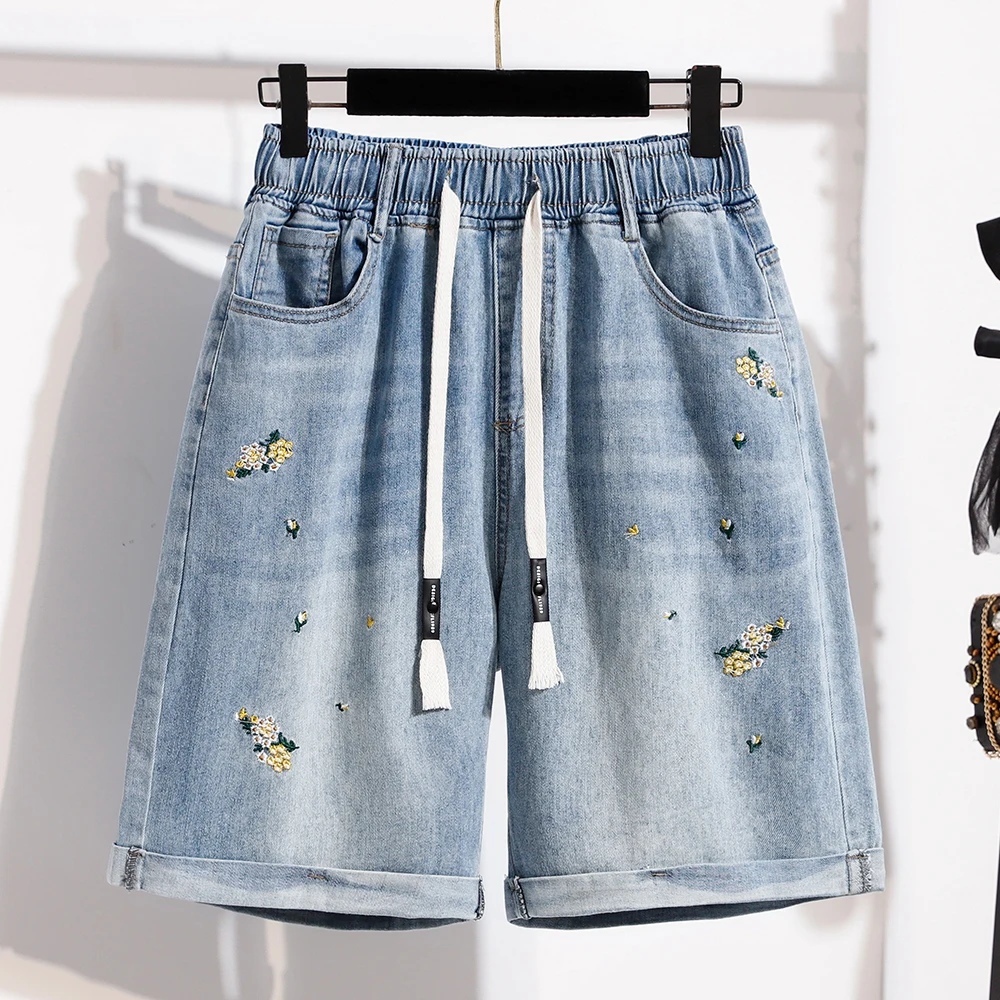 Embroidered Casual Jeans Women's plus Size Summer Thin Straight Leg Pants High Waist Commute Style Floral Pattern Short Jeans
Embroidered Casual Jeans Women's plus Size Summer Thin Straight Leg Pants High Waist Commute Style Floral Pattern Short Jeans