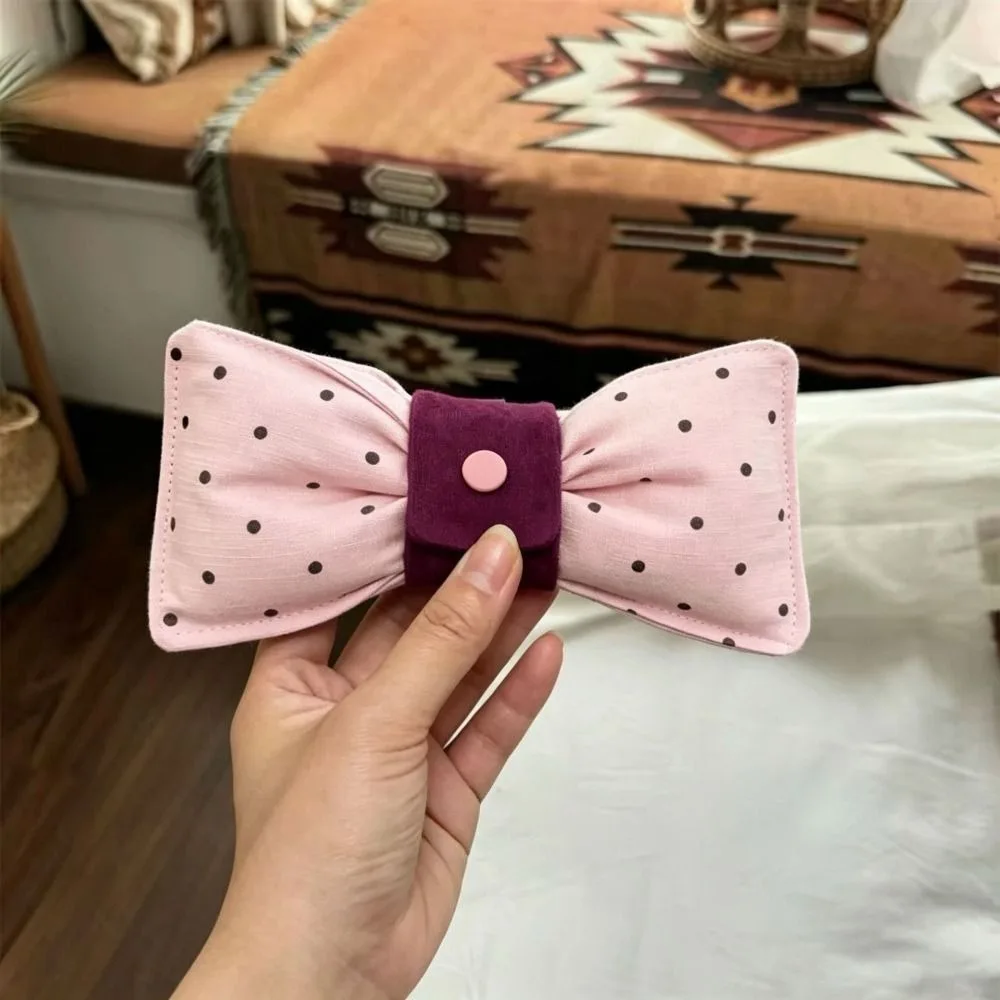 New Bow Shape Sunglasses Storage Bag Anti-scratch Portable Sunglasses Pouch Snap-button SunGlasses Holder Eyewear Accessories
New Bow Shape Sunglasses Storage Bag Anti-scratch Portable Sunglasses Pouch Snap-button SunGlasses Holder Eyewear Accessories