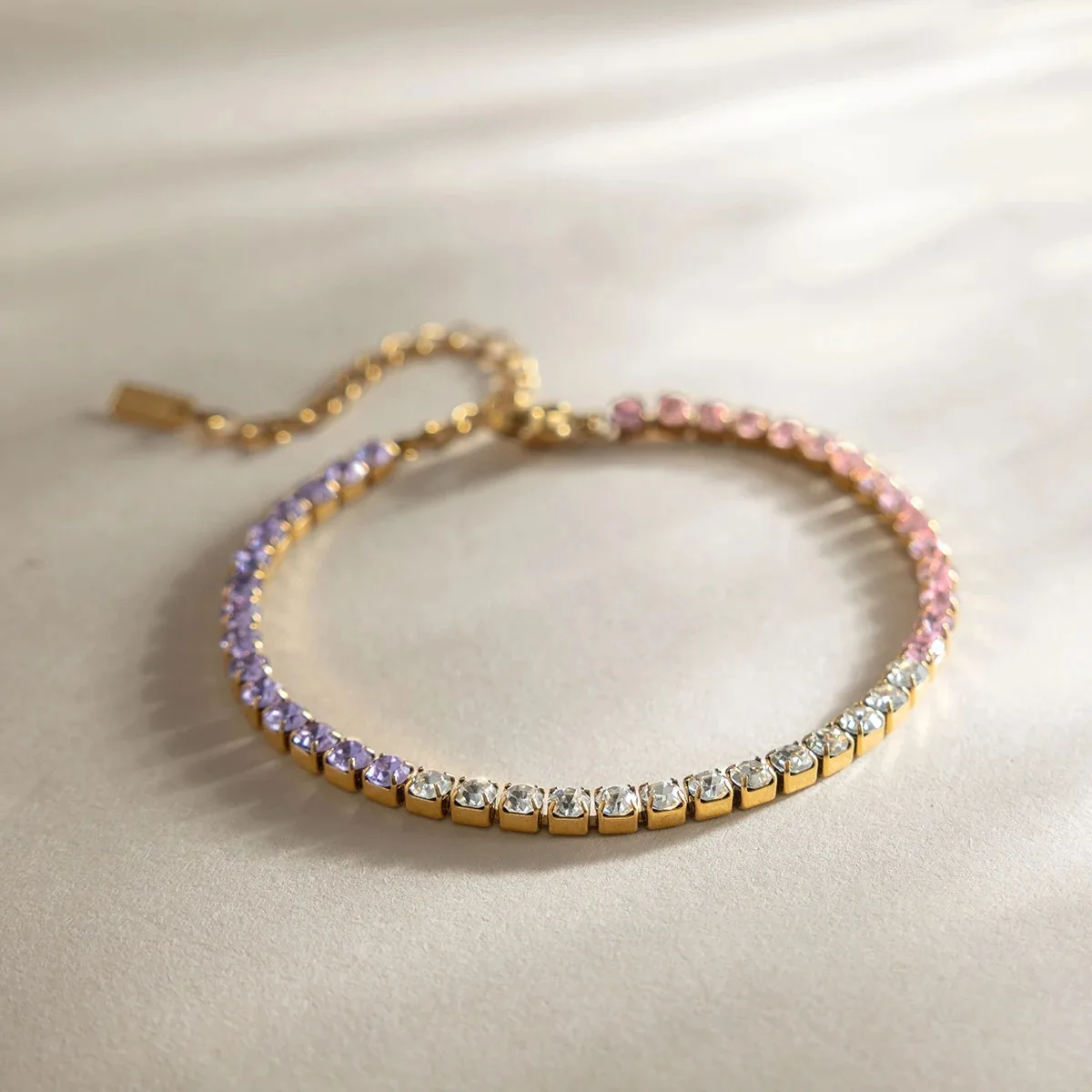 Stainless Steel Luxury Color Square Zircon Bracelet for Women New Fashion 18K Gold PVD Plated Waterproof Charms Jewelry
Stainless Steel Luxury Color Square Zircon Bracelet for Women New Fashion 18K Gold PVD Plated Waterproof Charms Jewelry