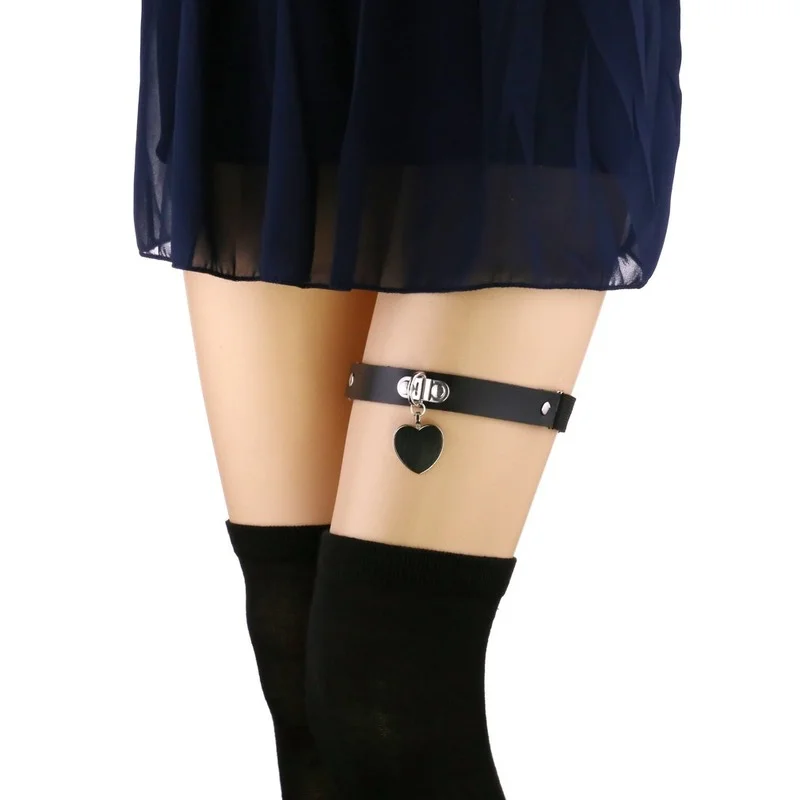 EagleKu New Punk Peach Heart Pendant Leg Chain Garter Strap Sexy PU Leather Thigh Ring Fashion Women Body Jewelry
EagleKu New Punk Peach Heart Pendant Leg Chain Garter Strap Sexy PU Leather Thigh Ring Fashion Women Body Jewelry