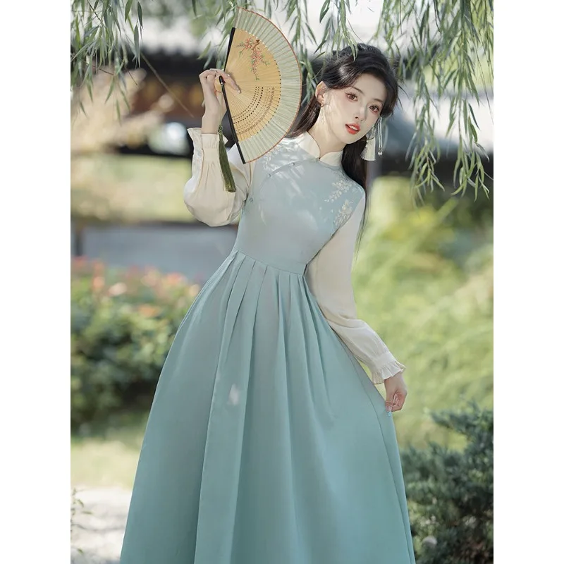 Women Blue Dress Traditional Chinese Cheongsam Stand Up Collar Long Sleeved Dress Modern Cheongsam Elegant Evening Dresses
Women Blue Dress Traditional Chinese Cheongsam Stand Up Collar Long Sleeved Dress Modern Cheongsam Elegant Evening Dresses
