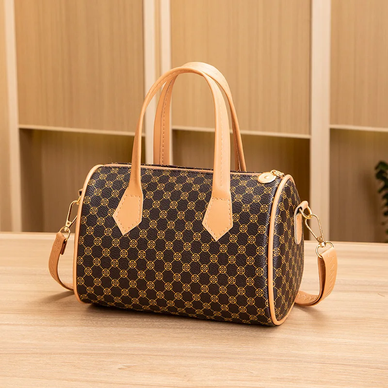 New Fashion European Retro Boston Barrel Bag for Women Pattern Printing Design, Large Capacity Messenger Handbag with Crossbody
New Fashion European Retro Boston Barrel Bag for Women Pattern Printing Design, Large Capacity Messenger Handbag with Crossbody