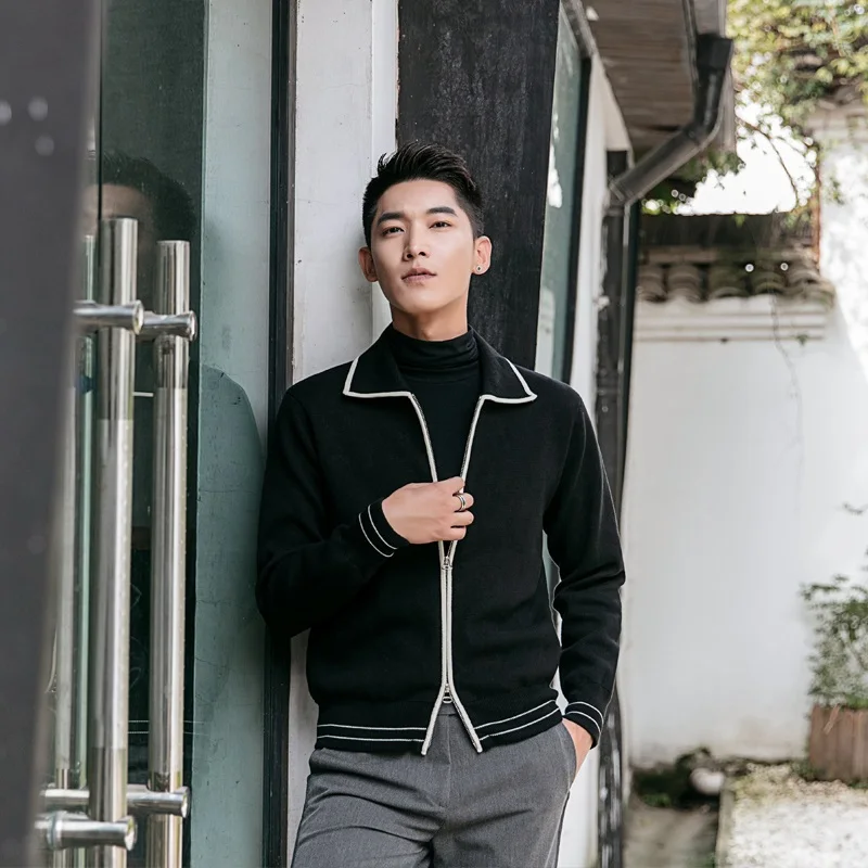 Мужской вязаный кардиган на двойной молнии с цветными вставками, воротником и длинными рукавами, молодежная верхняя одежда для осени и зимы
Мужской вязаный кардиган на двойной молнии с цветными вставками, воротником и длинными рукавами, молодежная верхняя одежда для осени и зимы