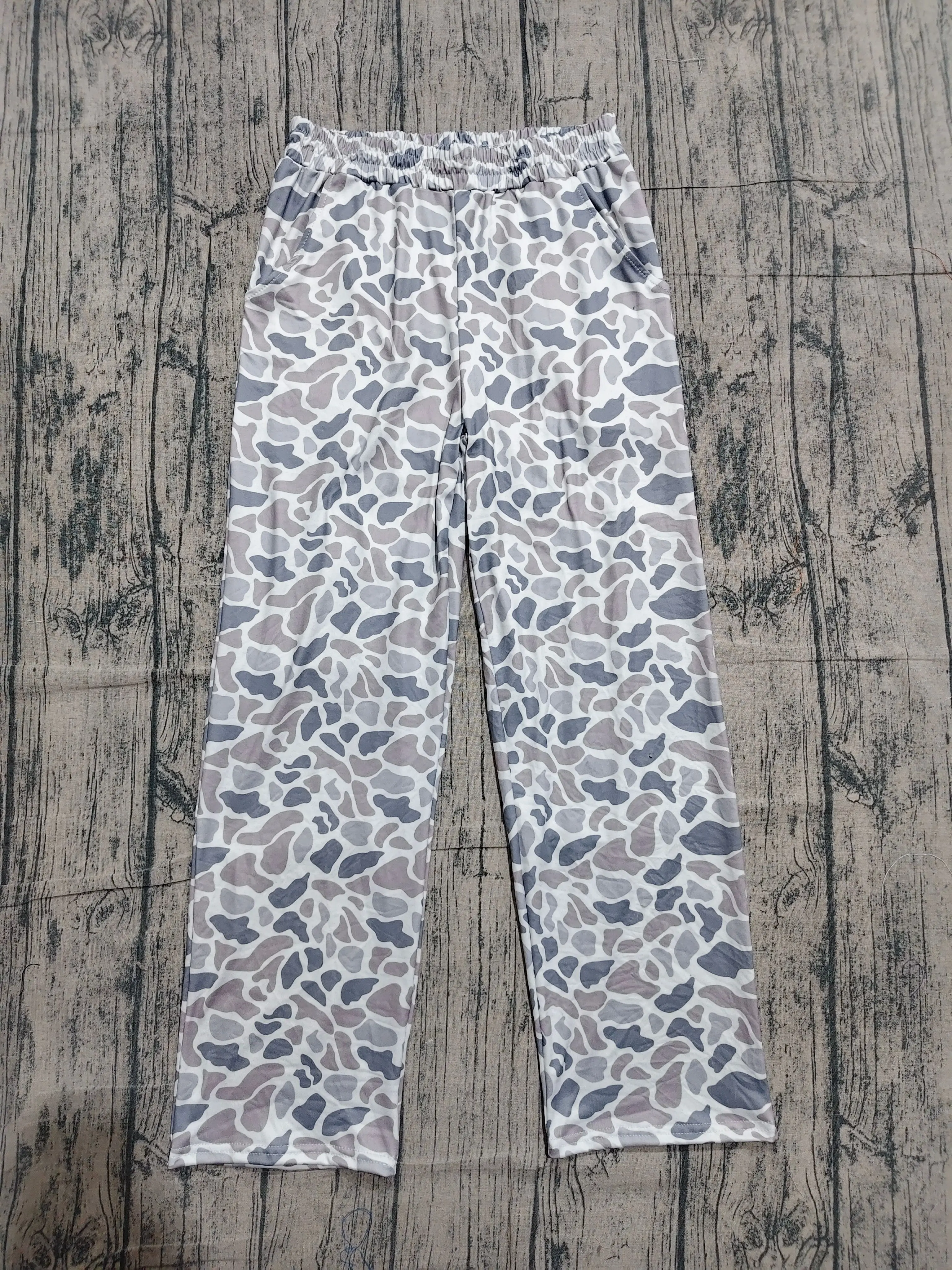 Wholesale Adult Girls Grey Camo Print Trousers Clothing Women Girl Pajamas Trousers Adjustable Comfortable Pockets Pants
Wholesale Adult Girls Grey Camo Print Trousers Clothing Women Girl Pajamas Trousers Adjustable Comfortable Pockets Pants