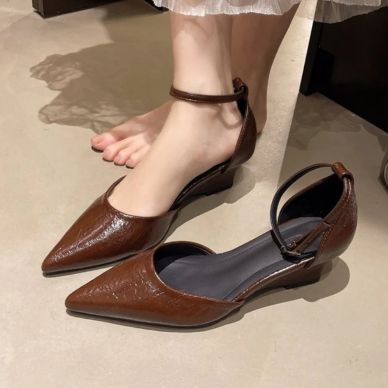 Wedges Women's Sandals Pointed Toe High Heels Luxury Shoes 2026 New Summer Elegant Pumps Dress Shallow Fashion Mujer De Zapatos
Wedges Women's Sandals Pointed Toe High Heels Luxury Shoes 2026 New Summer Elegant Pumps Dress Shallow Fashion Mujer De Zapatos
