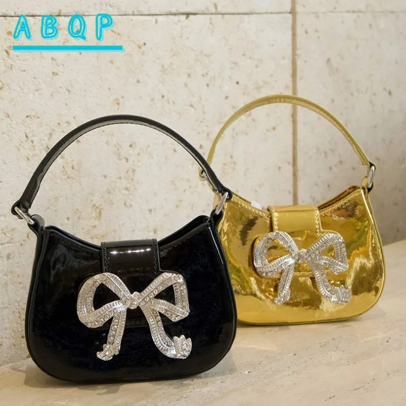 New Evening Women's Bag Luxury Brand Fashion Mini Diamond Evening Women's Handbag Diamond Shiny Bow Women's Bag High Quality
New Evening Women's Bag Luxury Brand Fashion Mini Diamond Evening Women's Handbag Diamond Shiny Bow Women's Bag High Quality