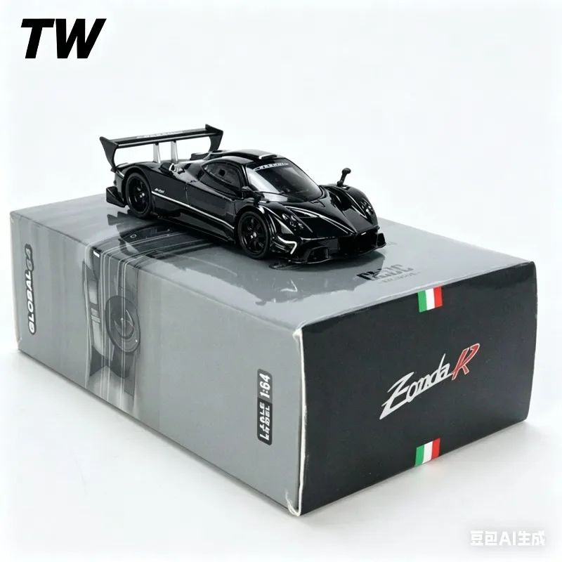 TW Chinese version Tarmac Works 1:64 alloy replica model of the Pagani Zonda R car by Foton Zonda
TW Chinese version Tarmac Works 1:64 alloy replica model of the Pagani Zonda R car by Foton Zonda