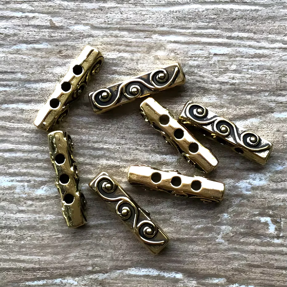 20pcs 18.4x4.9x4.3mm , hole 1.6mm Alloy metal antiqued gold 3 holes spacer beads for jewelry handmade HWH2131
20pcs 18.4x4.9x4.3mm , hole 1.6mm Alloy metal antiqued gold 3 holes spacer beads for jewelry handmade HWH2131