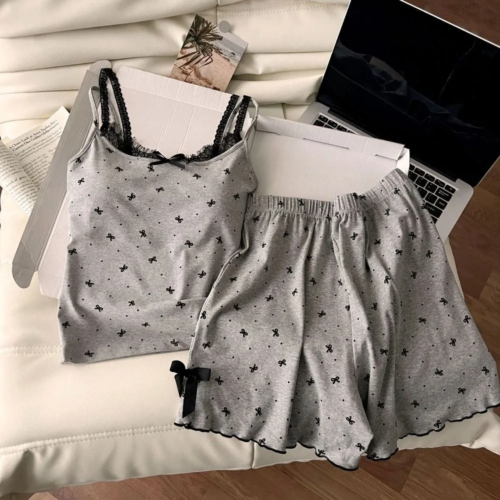 Dot Lace Bowknot Pajama Suit Square Neck with Pads Two Pieces Nightwear Sleeveless Slim Fit Shorts Camisole Nightdress Summer
Dot Lace Bowknot Pajama Suit Square Neck with Pads Two Pieces Nightwear Sleeveless Slim Fit Shorts Camisole Nightdress Summer