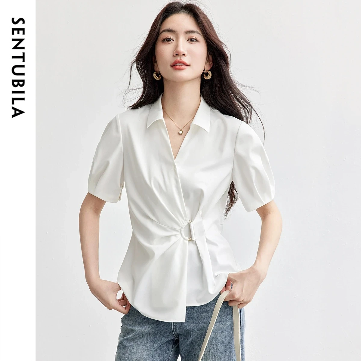 SENTUBILA Simple Office White Shirt Women 2026 Summer Lapel Collar Balloon Sleeve D Ring Button Pleated Slim Blouse 162CA6246X
SENTUBILA Simple Office White Shirt Women 2026 Summer Lapel Collar Balloon Sleeve D Ring Button Pleated Slim Blouse 162CA6246X