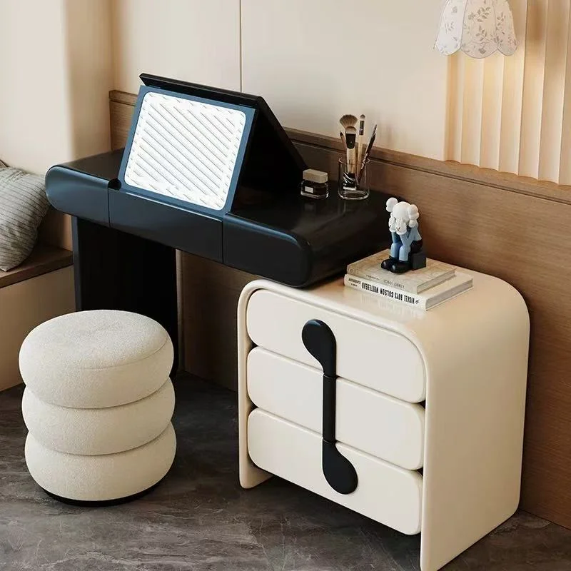 Modern Luxury Foldable Dressing Table in White and Black with Mirror and Drawers High Quality Wood for Bedroom
Modern Luxury Foldable Dressing Table in White and Black with Mirror and Drawers High Quality Wood for Bedroom
