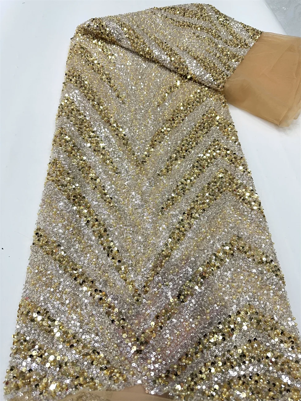 2025 Black High Quality 3D African Net Lace Fabric Sequin Mesh Luxury Heavy bead Embroidered Tulle Fabric for Sewing Dresses
2025 Black High Quality 3D African Net Lace Fabric Sequin Mesh Luxury Heavy bead Embroidered Tulle Fabric for Sewing Dresses