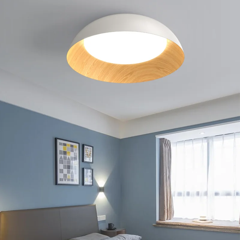 Modern minimalist design round ceiling light LED eye protection personalized creative new bedroom living room ceiling light
Modern minimalist design round ceiling light LED eye protection personalized creative new bedroom living room ceiling light