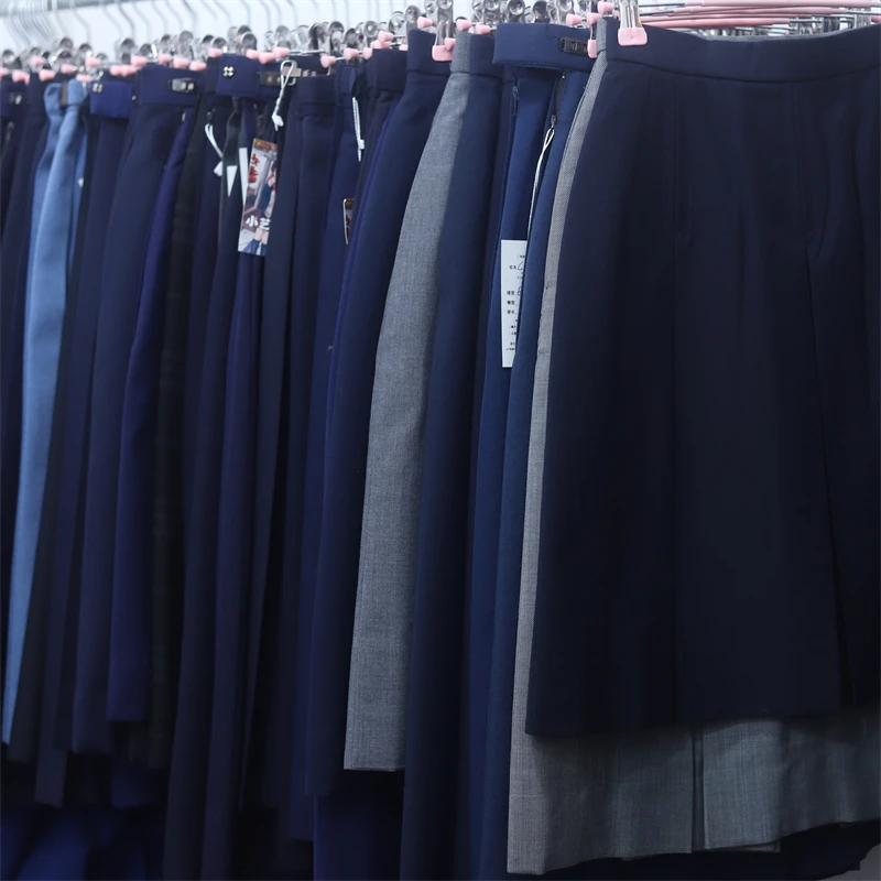 Vintage Japanese School Uniform Skirt with Box Pleats And Gathered Design Mid-Length A-Line Skirt for Women
Vintage Japanese School Uniform Skirt with Box Pleats And Gathered Design Mid-Length A-Line Skirt for Women