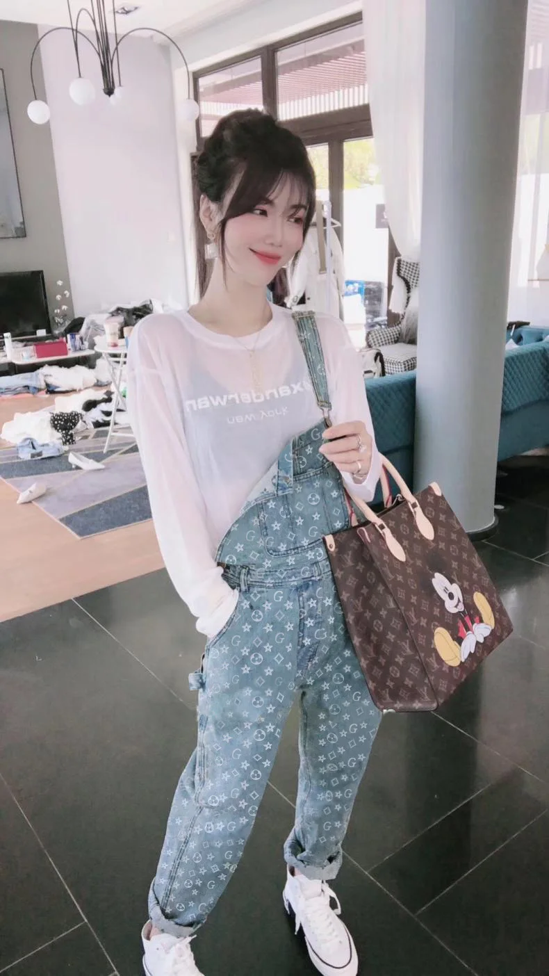 Элегантные джинсовые комбинезоны для женщин: свободные, простые, стройнящие брюки на бретелях, длинные, на талии, 100% деним
Элегантные джинсовые комбинезоны для женщин: свободные, простые, стройнящие брюки на бретелях, длинные, на талии, 100% деним