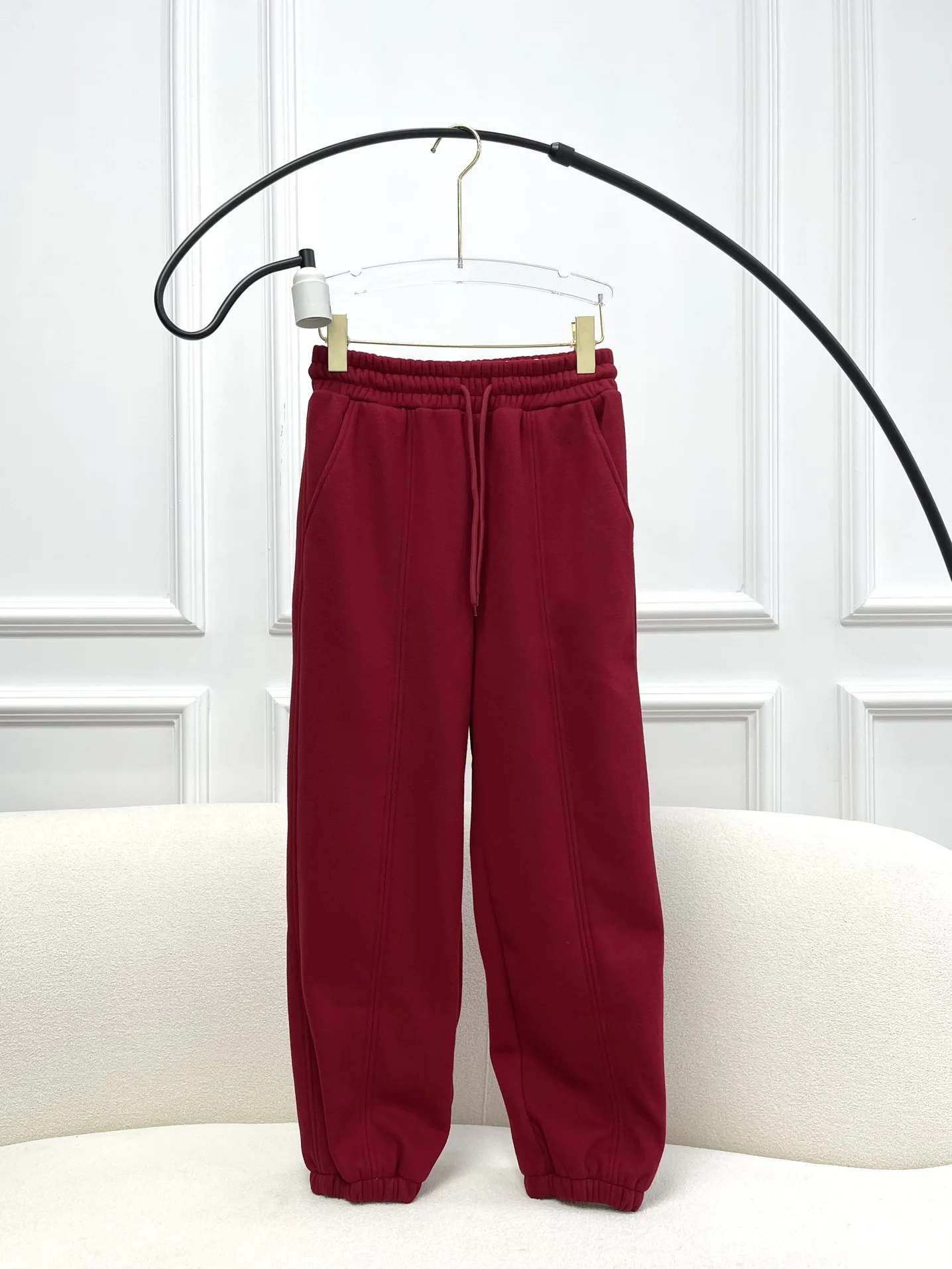 Pants Fashionable temperament Slim and thin Soft and comfortable Leisure versatile 2024 autumn women's new hot
Pants Fashionable temperament Slim and thin Soft and comfortable Leisure versatile 2024 autumn women's new hot