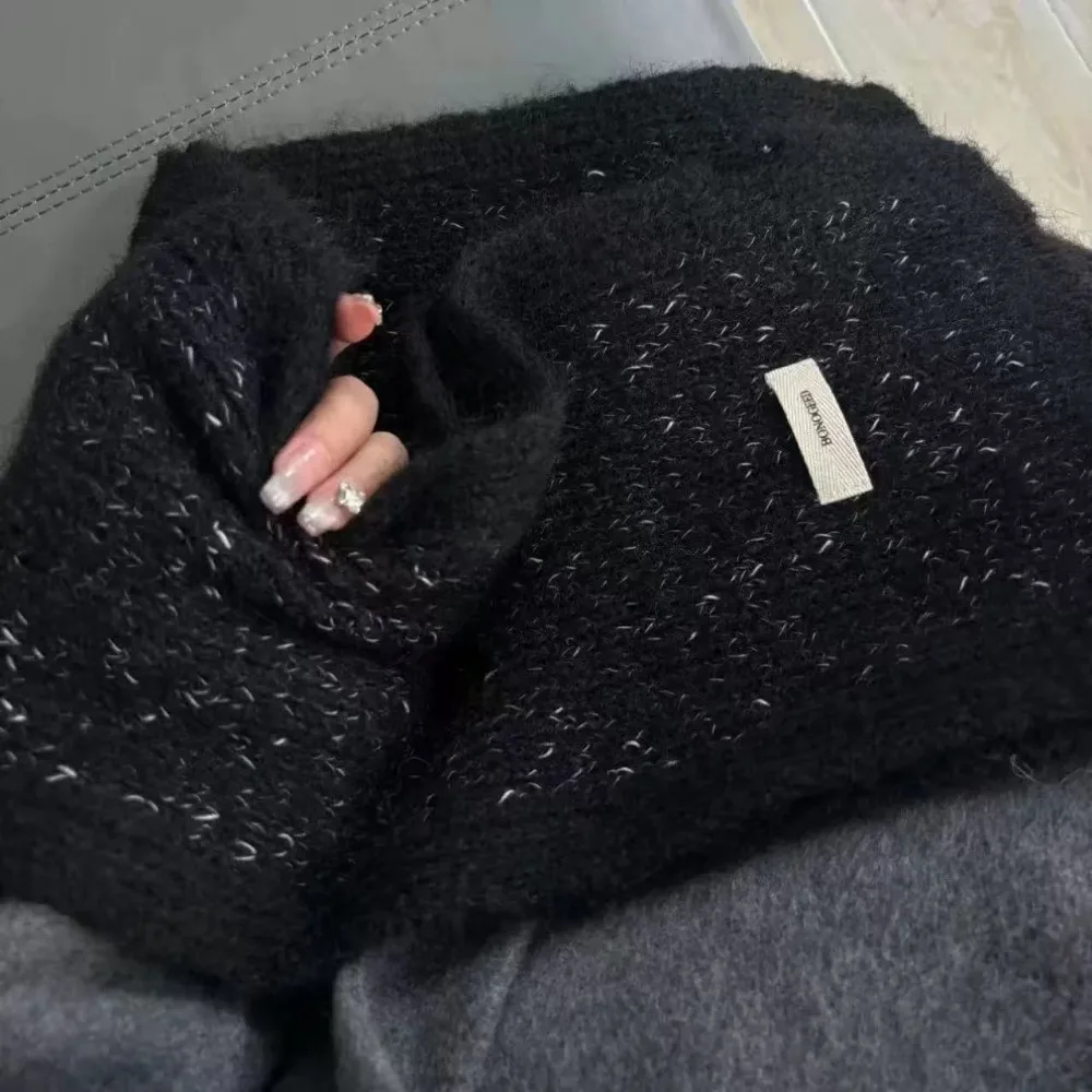 Модный модный шерстяной вязаный шарф, корейский высококачественный осенне-зимний теплый шарф, утепленная универсальная термошаль для женщин
Модный модный шерстяной вязаный шарф, корейский высококачественный осенне-зимний теплый шарф, утепленная универсальная термошаль для женщин