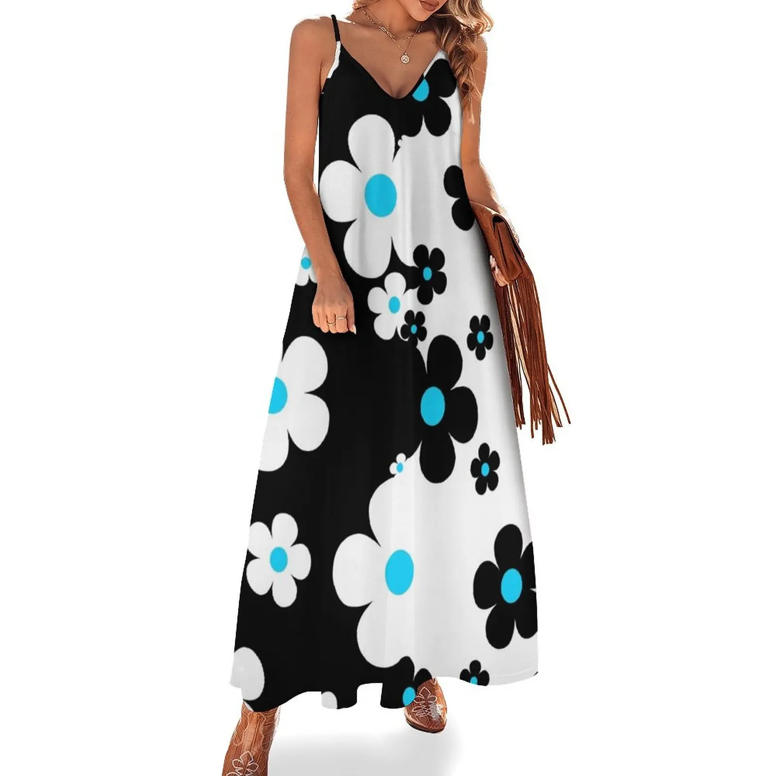 60's Retro Pop Small Flowers in Black and White with Blue Centers Sleeveless Dress Elegant gowns dress for women summer Dress
60's Retro Pop Small Flowers in Black and White with Blue Centers Sleeveless Dress Elegant gowns dress for women summer Dress