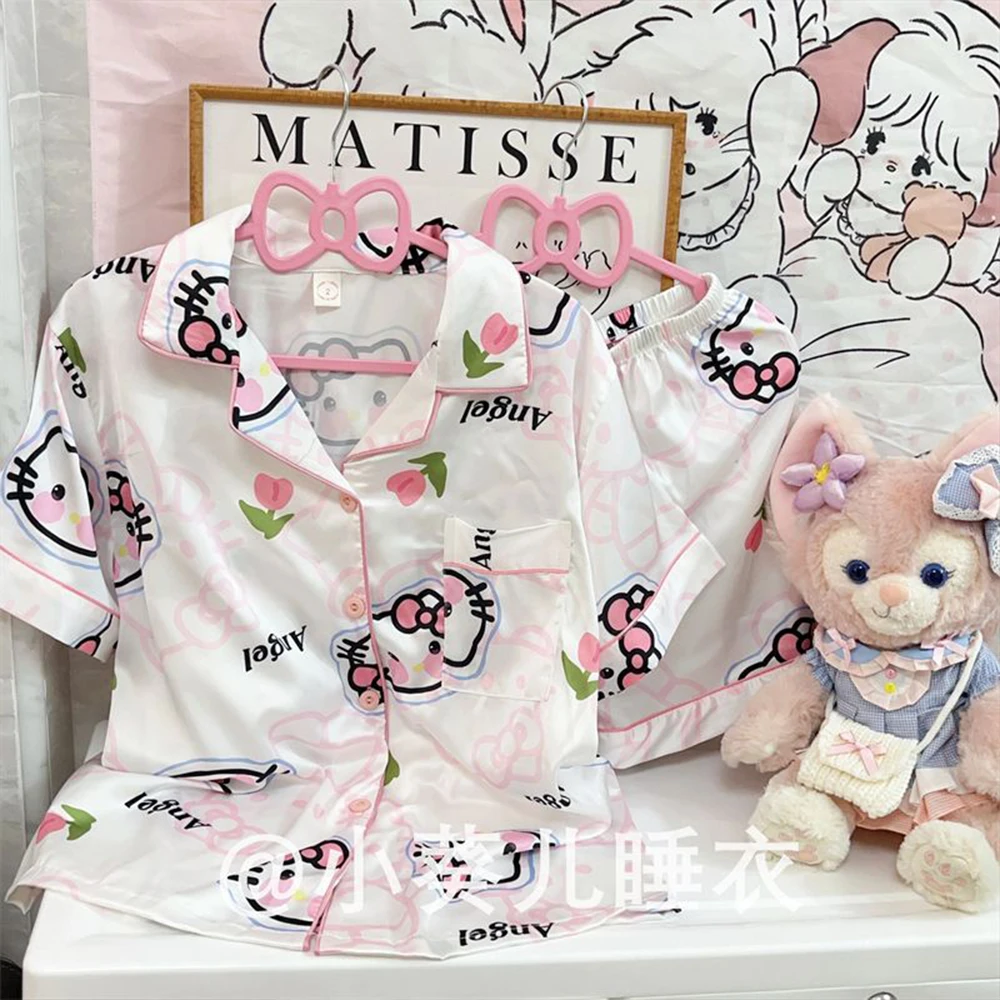 2Pcs Hello Kitty Women's Pajamas Sanrio Anime Print Lapel Pajama Set Short Sleeve Smooth Silk Sleepwear Cute Y2K Casual Wear
2Pcs Hello Kitty Women's Pajamas Sanrio Anime Print Lapel Pajama Set Short Sleeve Smooth Silk Sleepwear Cute Y2K Casual Wear